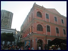 Largo do Senado (Senate Square).